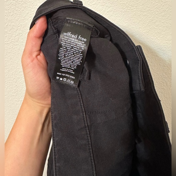 ARITZIA WILFRED FREE Black Modern Utility Pants Jeans Straight Leg EUC - Picture 6 of 7